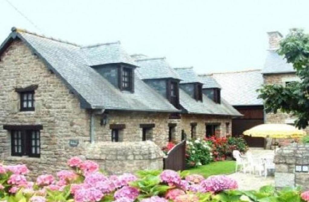 Gite De Kerberso Pléhédel Exterior foto